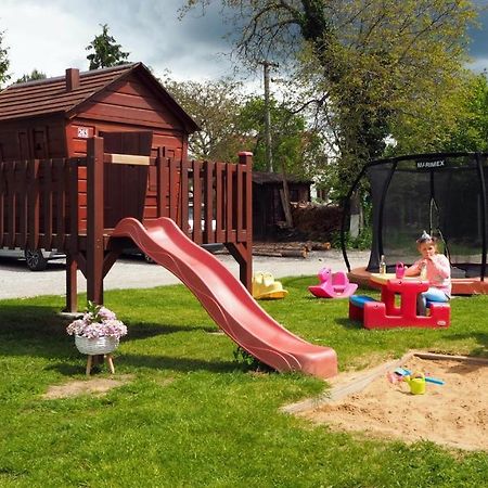 Restaurace A Pension Chalupa Hlasna Treban Екстер'єр фото